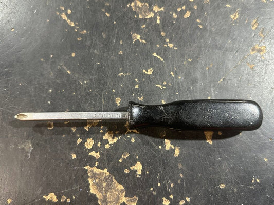 Interchangeable Shank Screwdriver