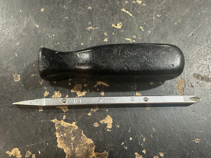 Interchangeable Shank Screwdriver