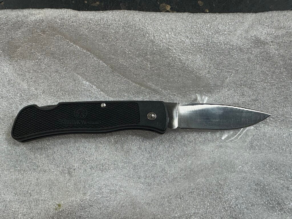 Folding Lock-Back Pocket Knife