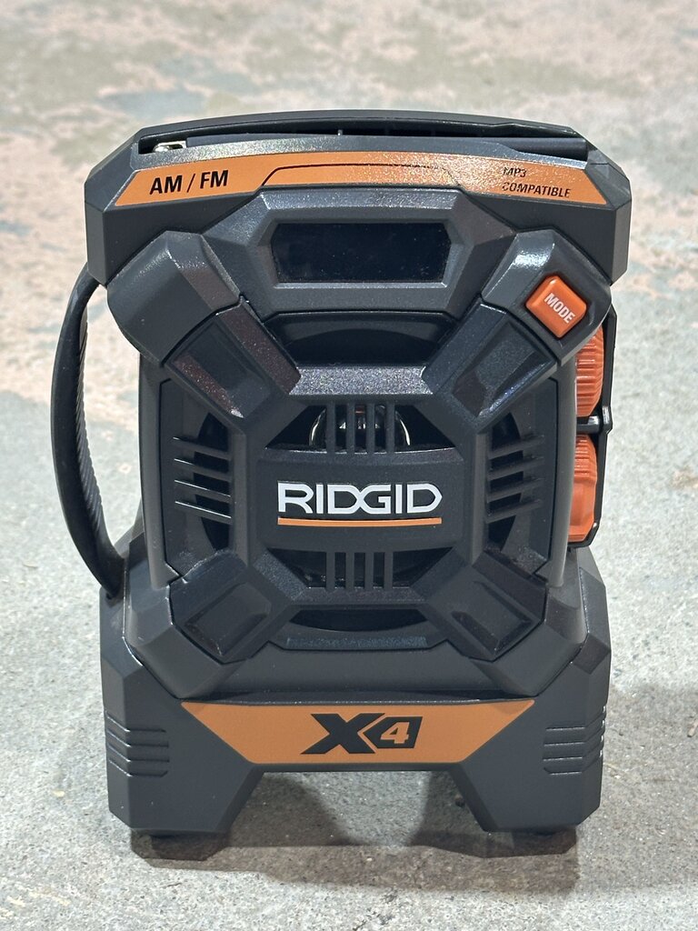 18-Volt Cordless Mini Radio