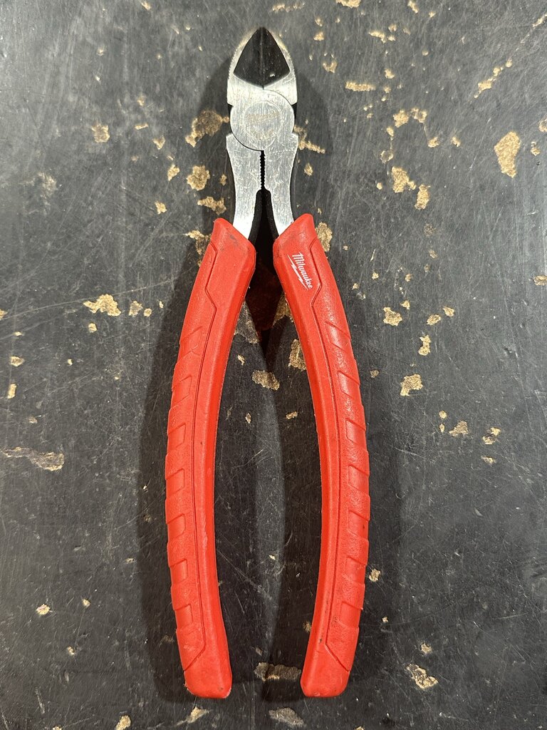 Diagonal Cutting Pliers