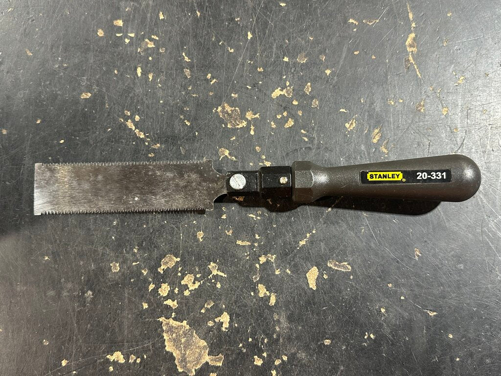 Pull Saw with Plastic Handle
