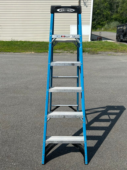 Fiberglass Step Ladder