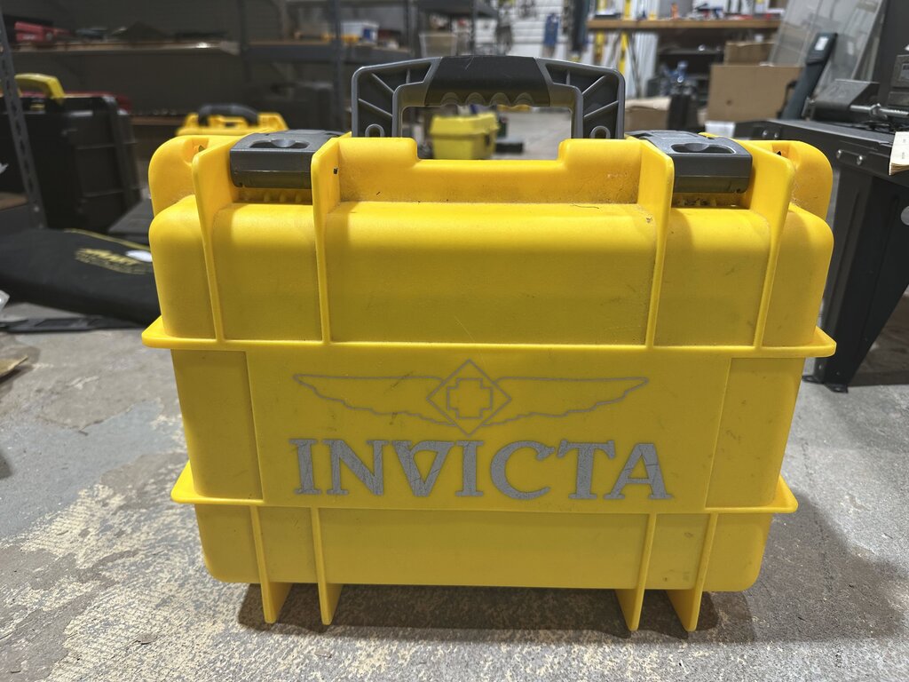 8 Slot Diver Watch Box / Case