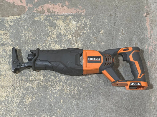 Cordless Reciprocating Saw