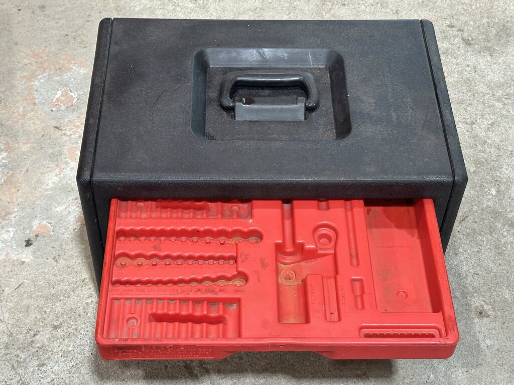 Portable Plastic Mechanics Tool Organizer