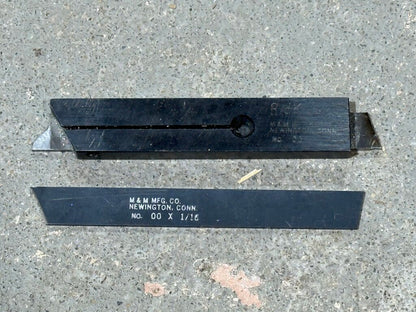 Precision Lathe Tool Holder With Replaceable HSS Tool Blade