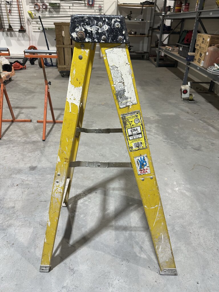 Fiberglass Step Ladder
