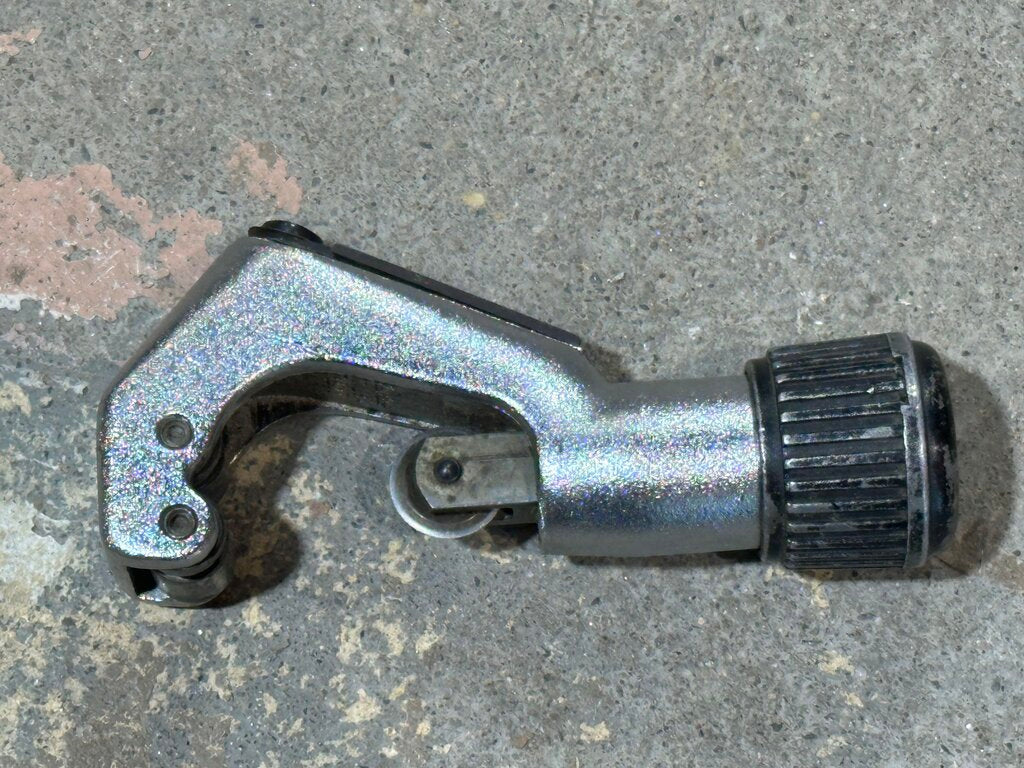 Tubing Cutter