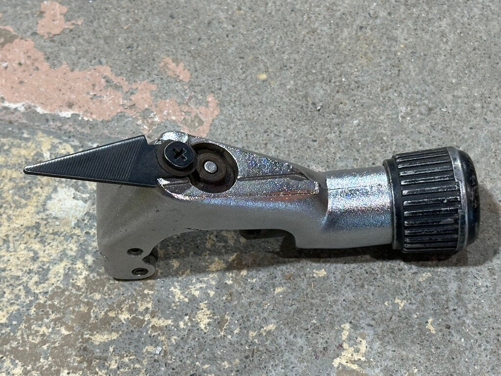 Tubing Cutter