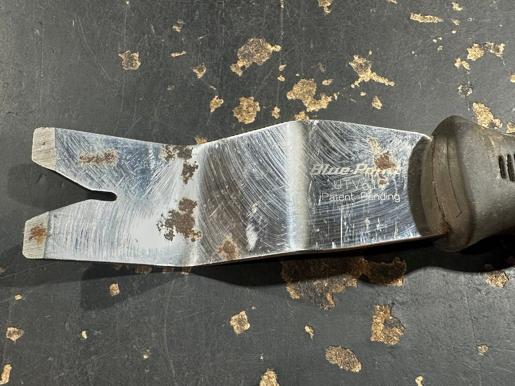 V Double Step Blade Door Panel Tool