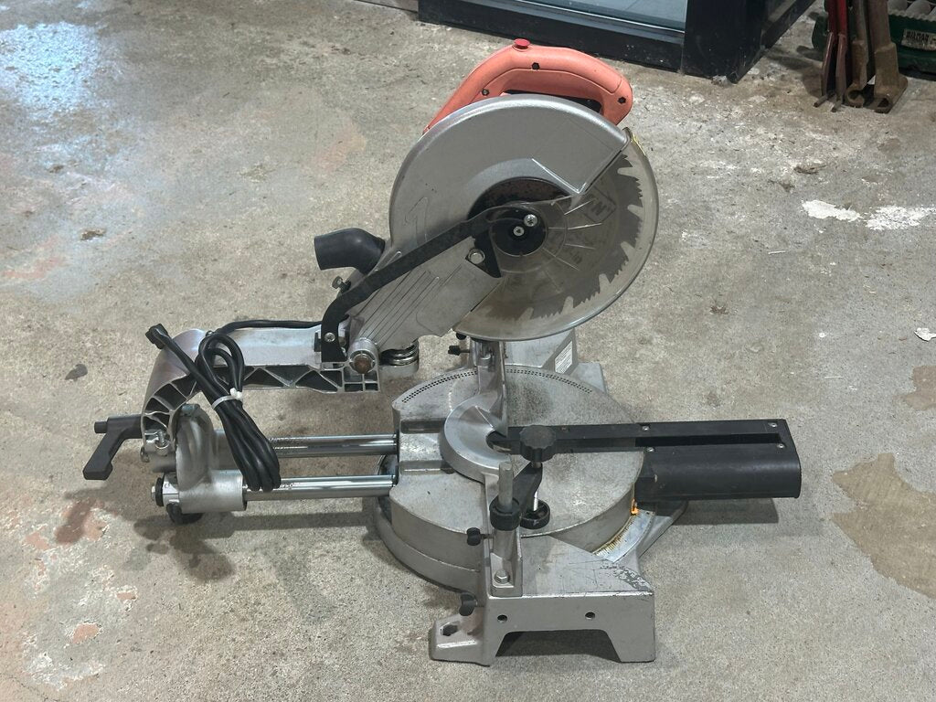 Corded Sliding Miter Saw