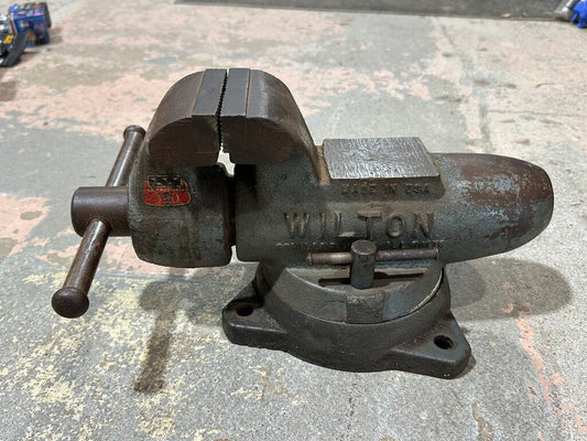 "Bullet" Swivel Bench Vise