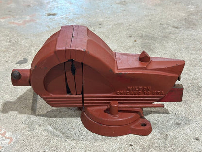 Swivel Bench Vise