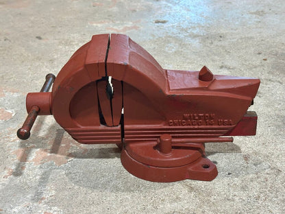 Swivel Bench Vise