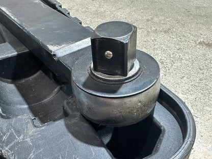 Break-Back Style Torque Wrench