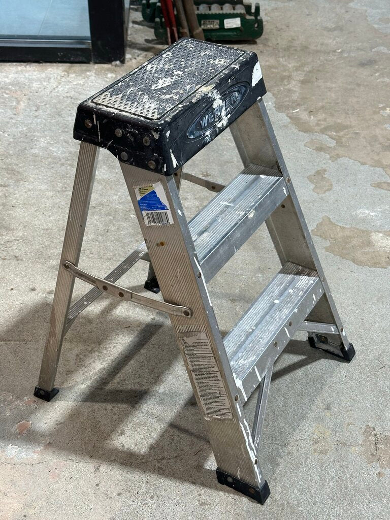 Aluminum Step Ladder