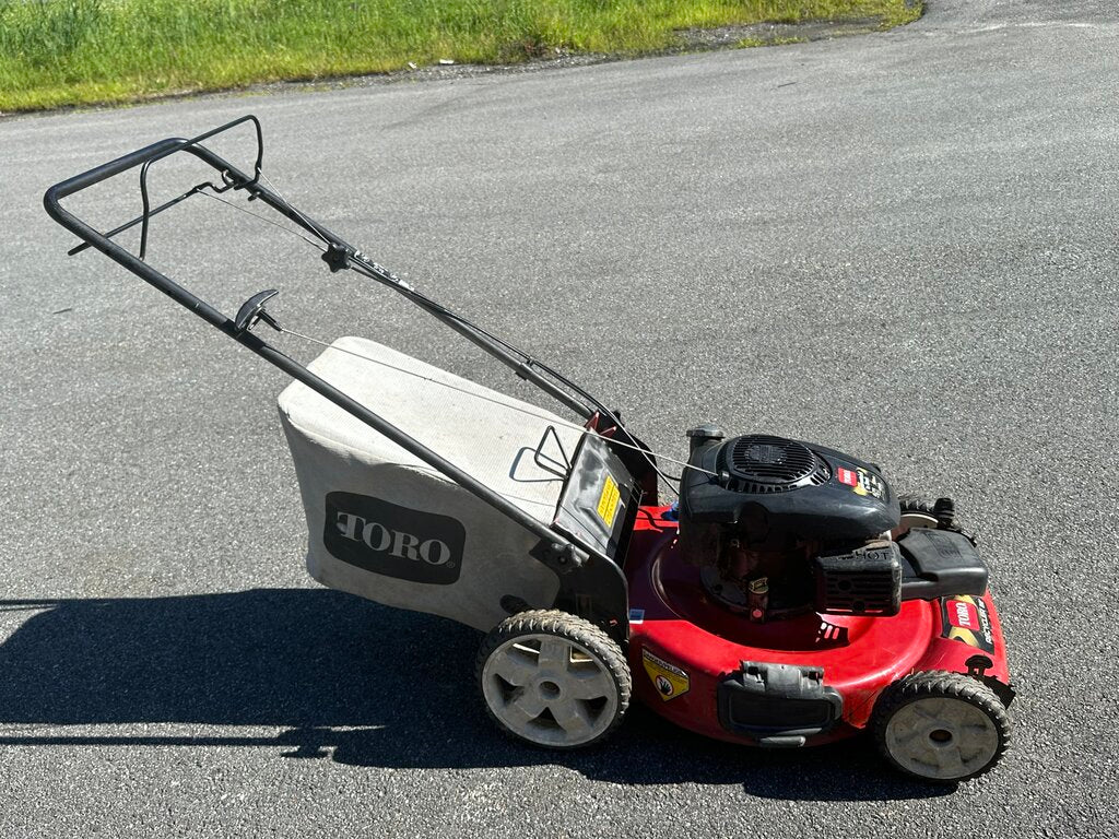 Self-Propelled Gas Lawn Mower