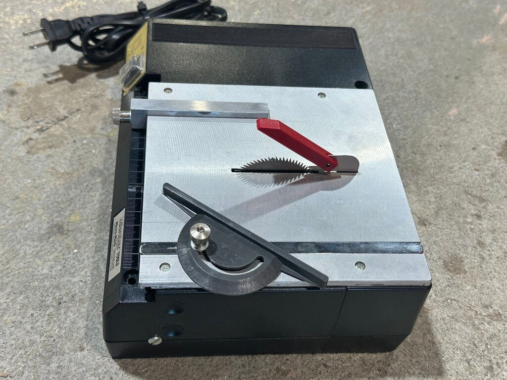 MicroLux® Miniature Table Saw