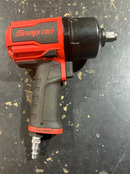 Pneumatic Impact Wrench