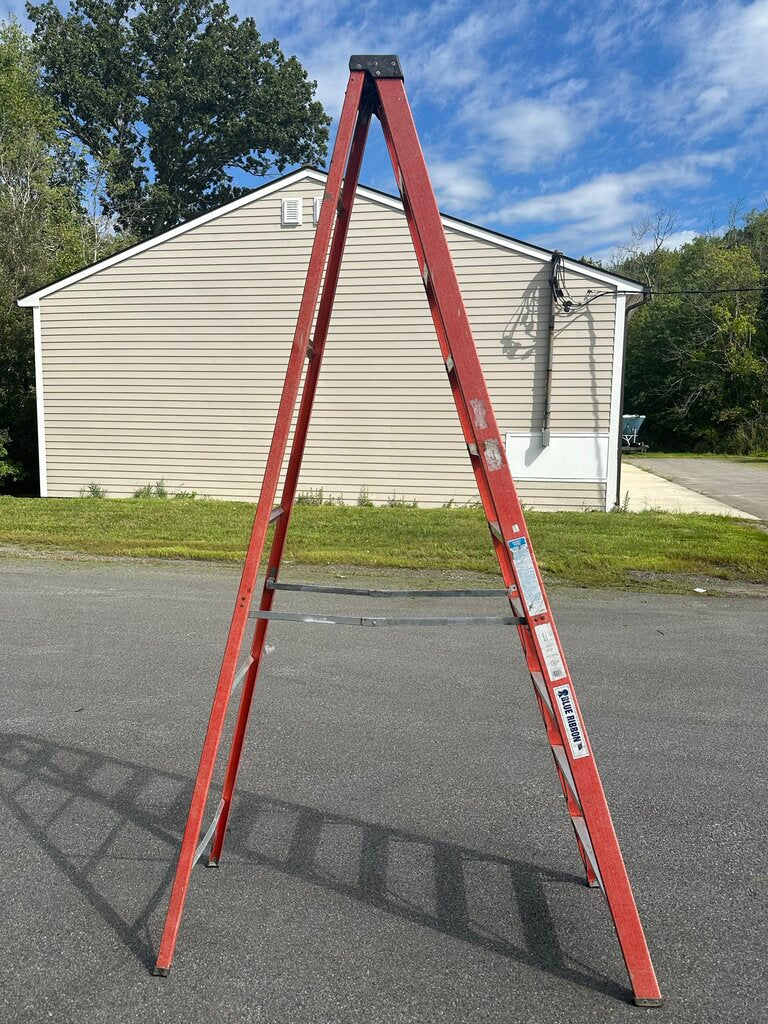 Fiberglass Step Ladder