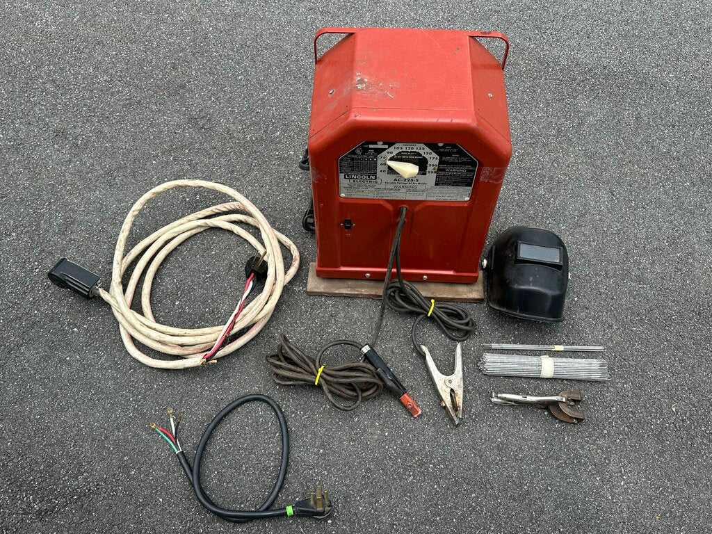 225 Amp Arc/Stick Welder Kit