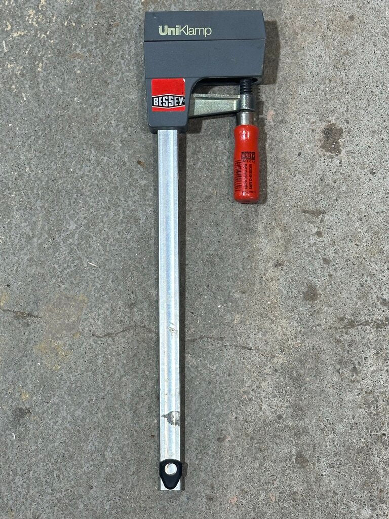 UniKlamp Light Duty Case Clamp