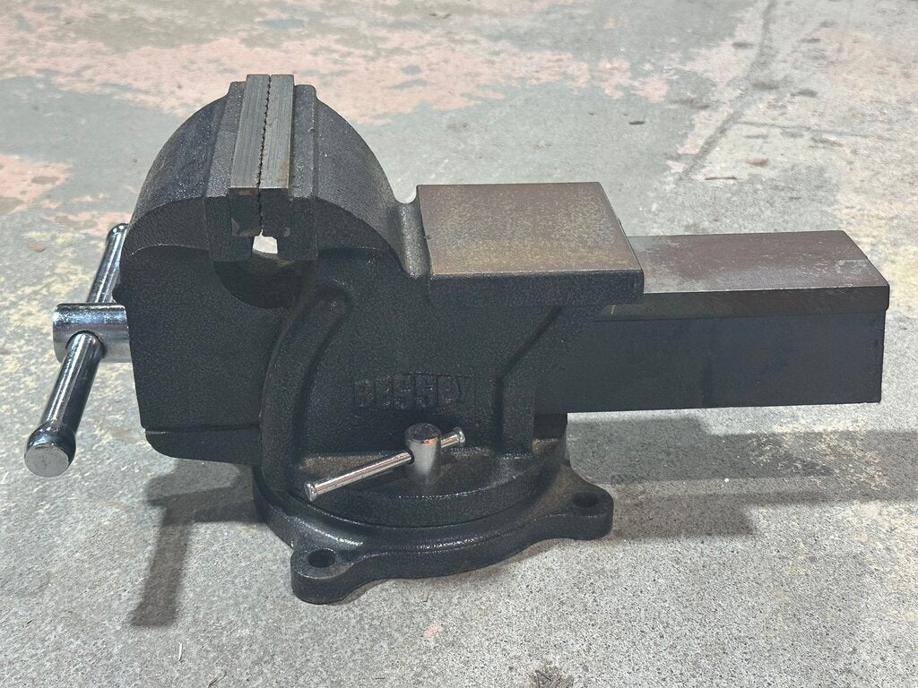 Heavy-Duty Bench Vise with Swivel Base