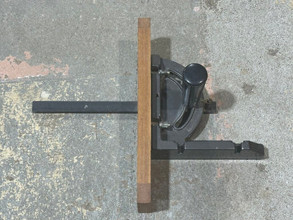 'Perfect' 90 Degree Miter Gauge System
