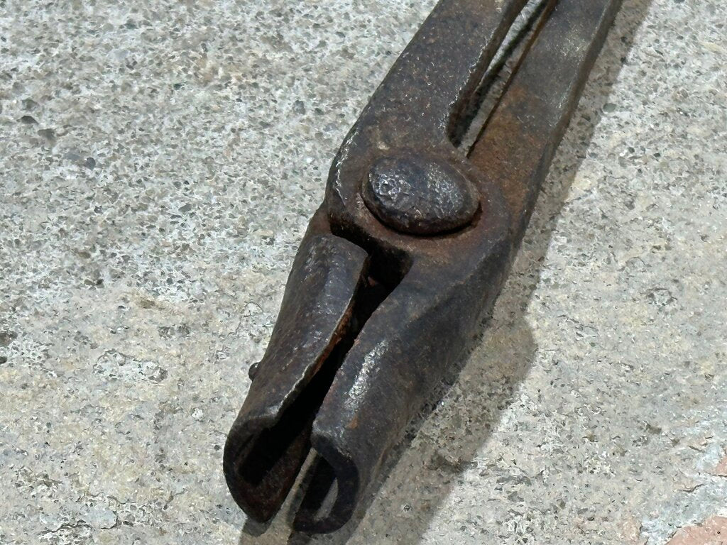 18" Blacksmith Tongs for 9/16" Round Stock
