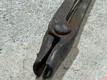 18" Blacksmith Tongs for 9/16" Round Stock