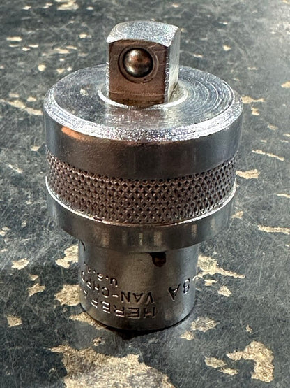 Knurled Ratchet Adapter