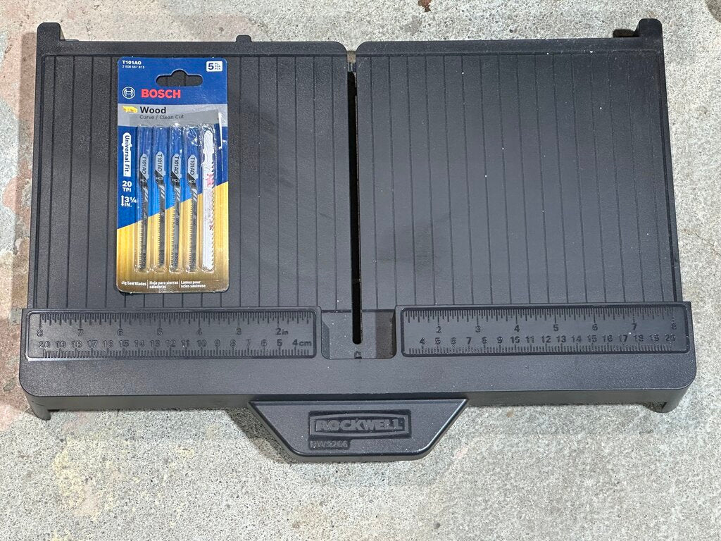 BLADERUNNER Benchtop Table Saw with Cross-Cut Sled