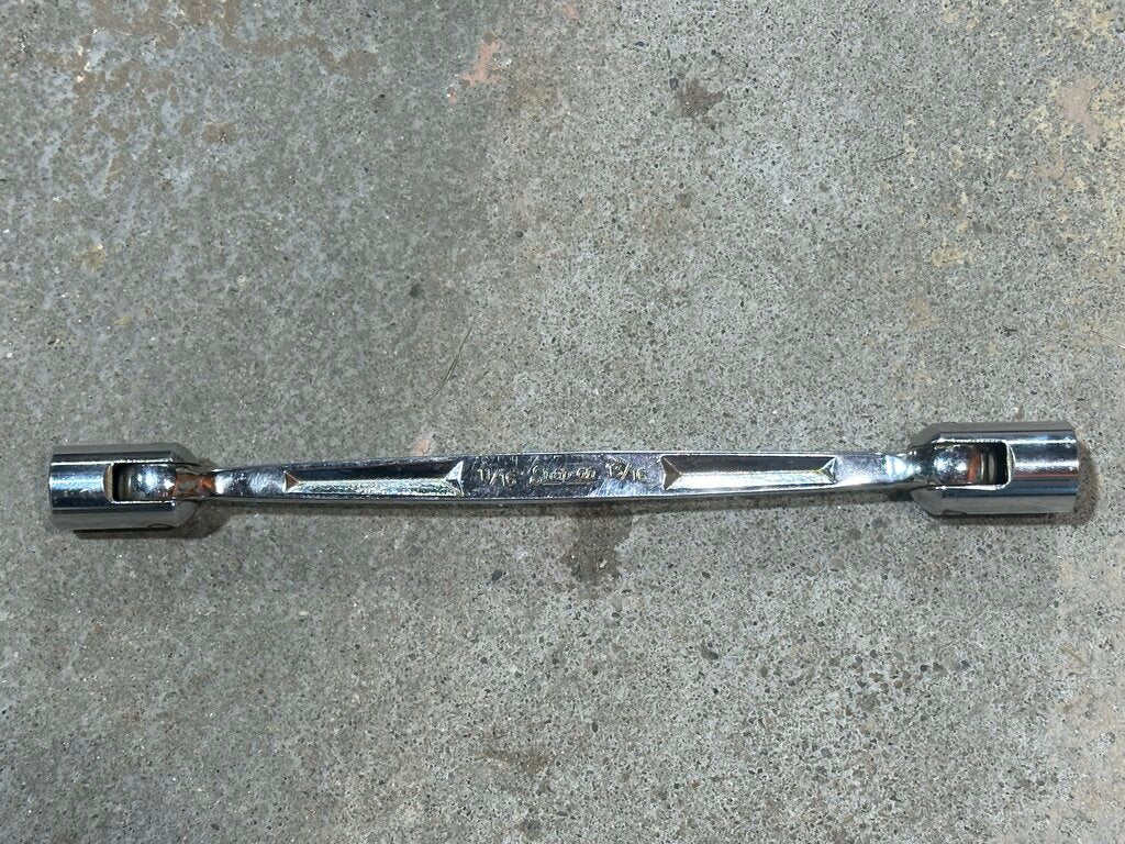 Double Flex Head Socket End Wrench