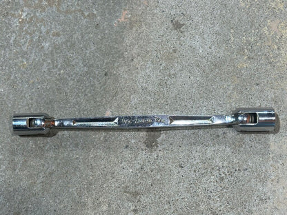 Double Flex Head Socket End Wrench