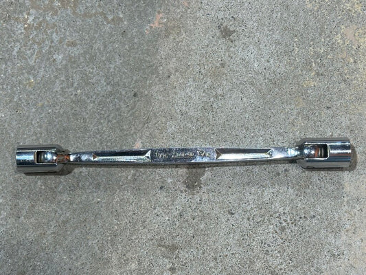 Double Flex Head Socket End Wrench
