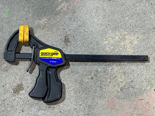 Light-Duty One-Hand Bar Clamp