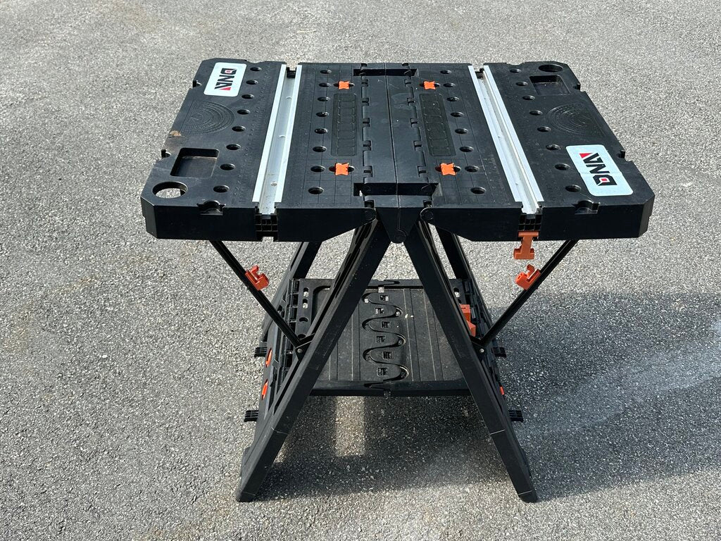 Folding Workbench / Sawhorse Work Table