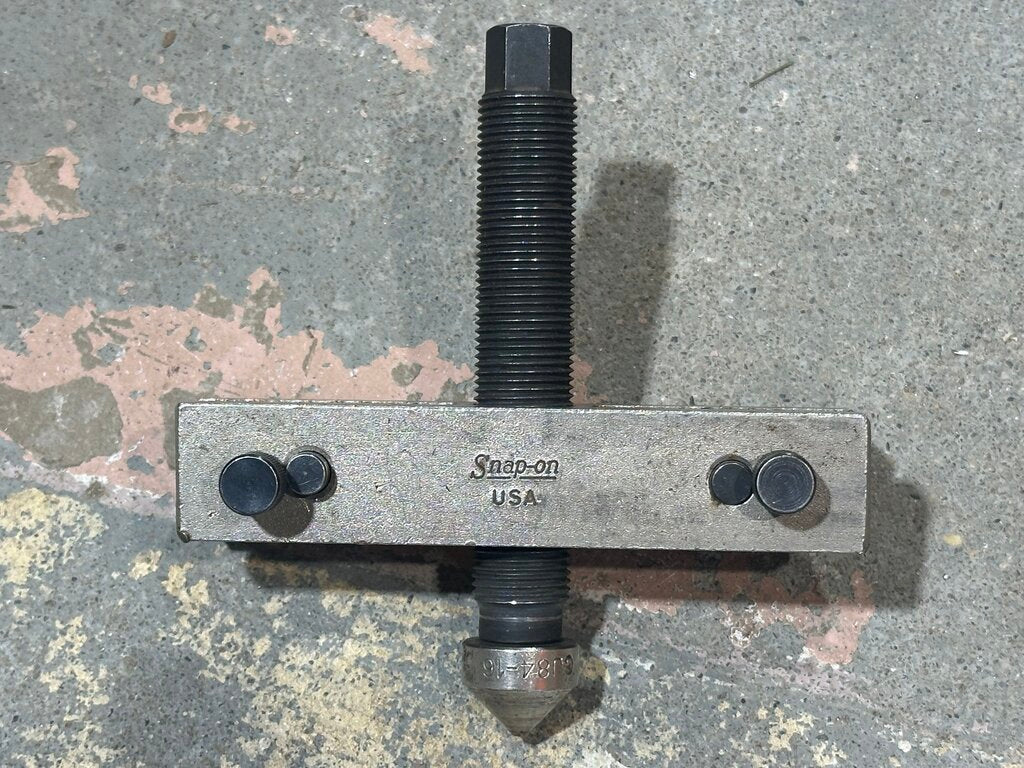 Yoke with Pressure Screw & Centering Point