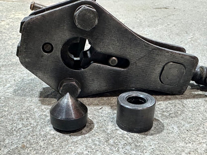 Brake Line Flaring Tool with Rotating Die Heads