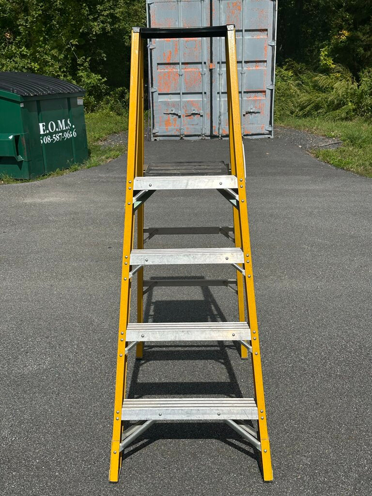 Safety Yellow Fiberglass Platform Ladder