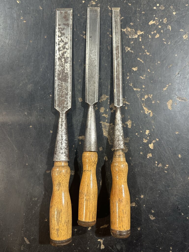 Bevel-Edge Socket Chisel Set