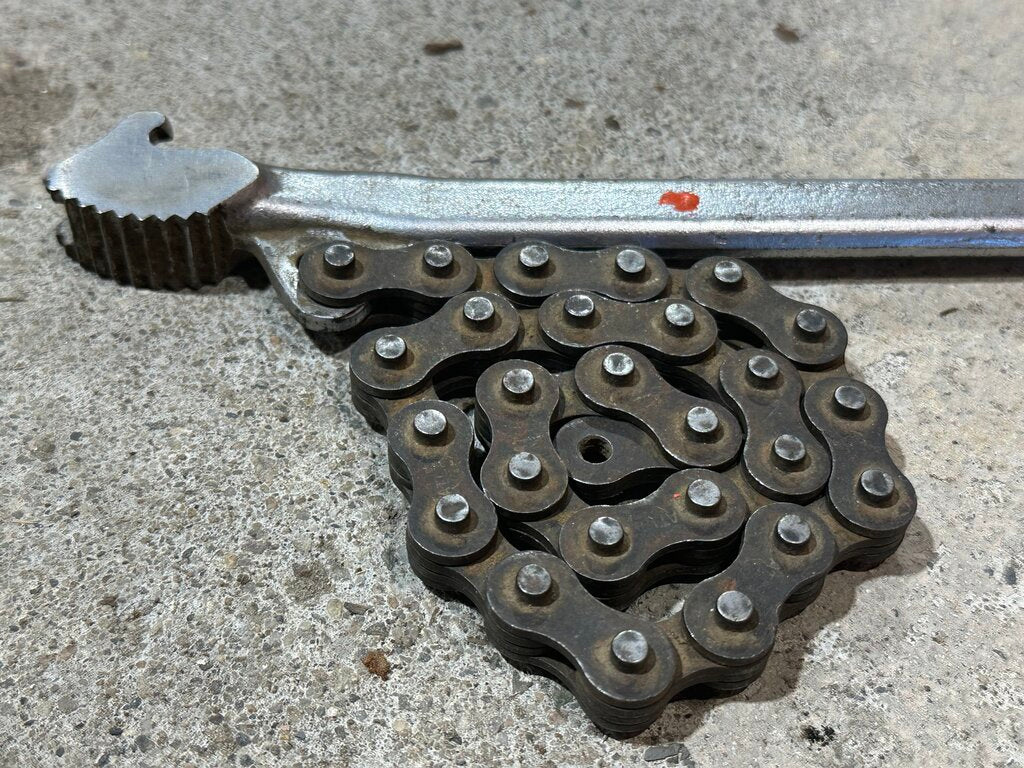 Chain Wrench