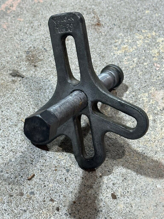 Heavy-Duty Universal Hub and Flange Puller
