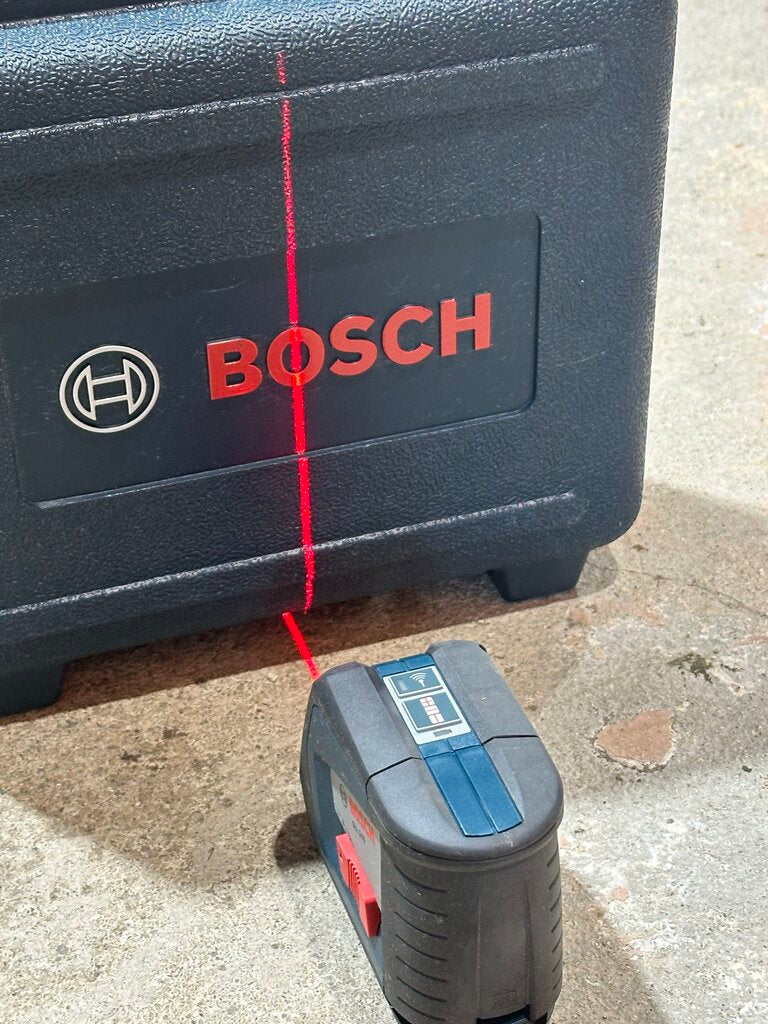 Self-Leveling Cross-Line Laser Kit