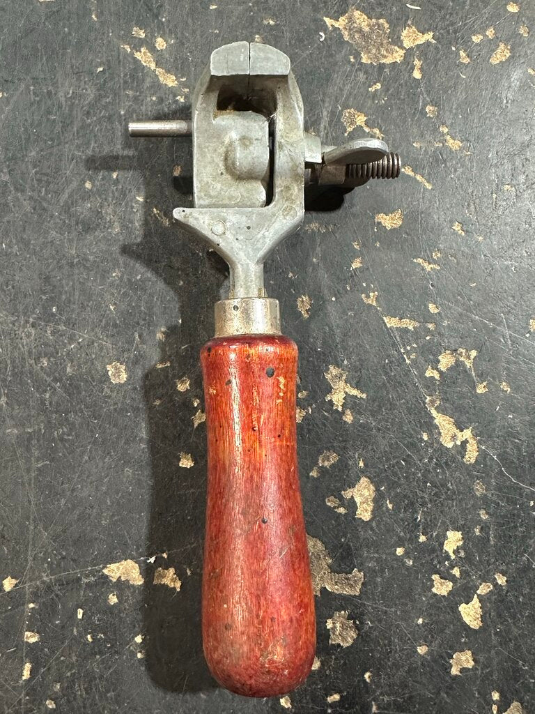 Machinist Hand Vise With Wood Handle