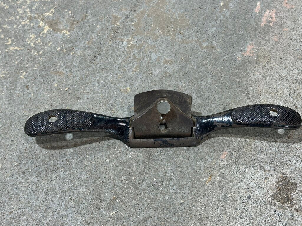 Flat-Bottom Spoke Shave