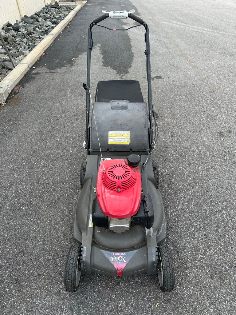 Self-Propelled Gas Lawn Mower