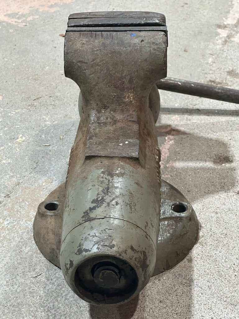 Bullet Vise