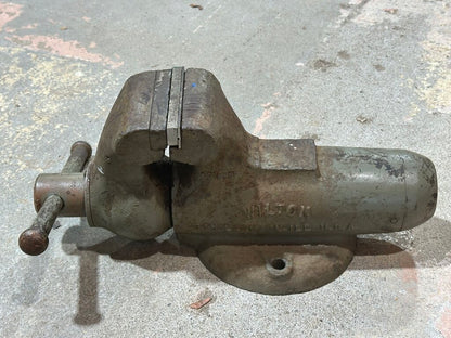 Bullet Vise
